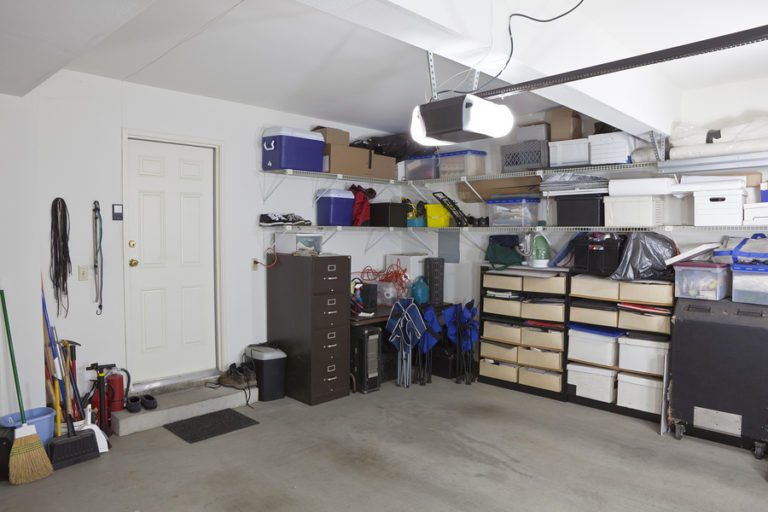 4 Easy Steps to Garage Cleaning : TheDailyNotes.com