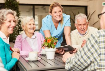 Joining a Senior Community How To Know Its Time