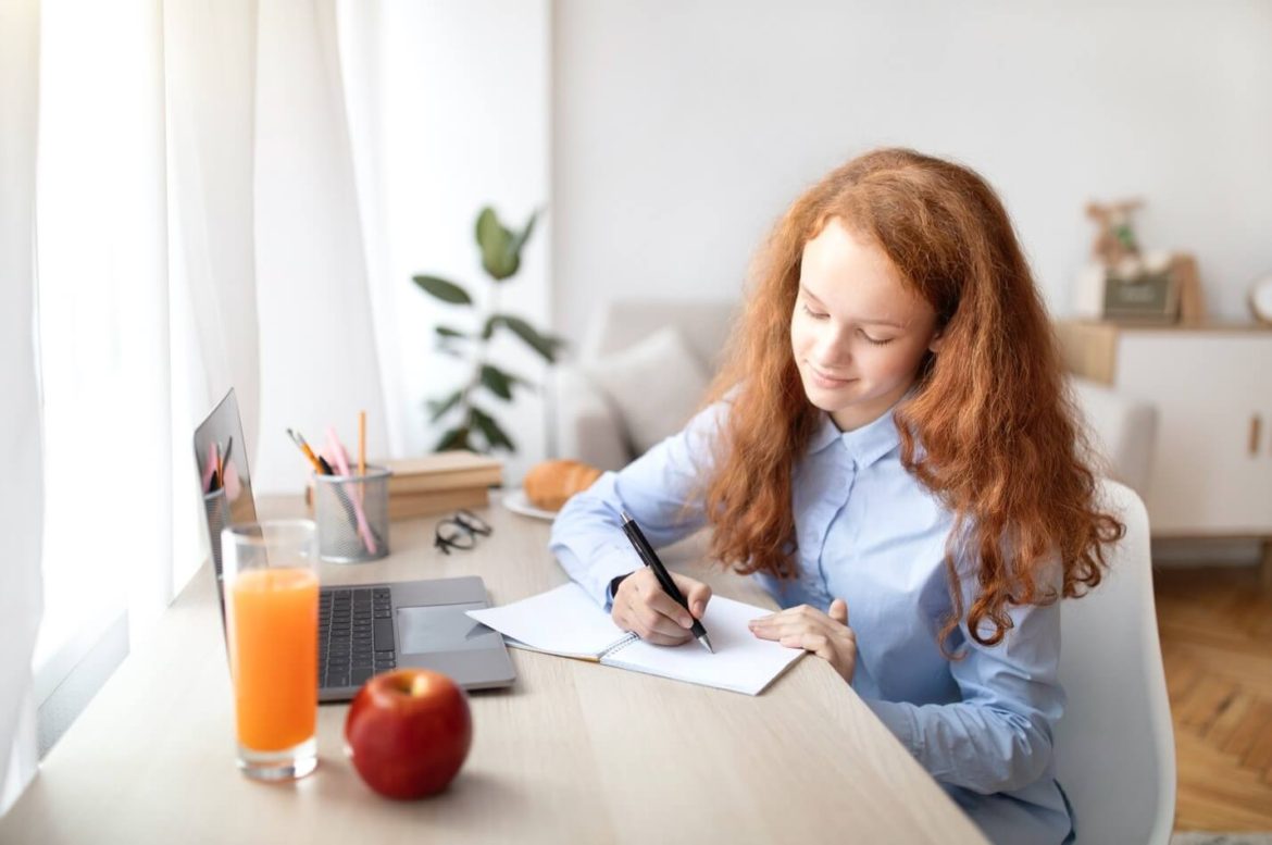 10 Effective Study Habits of Top Students: The Daily Notes