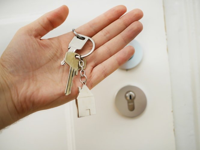 2. Always Look In-Person Before You Rent: