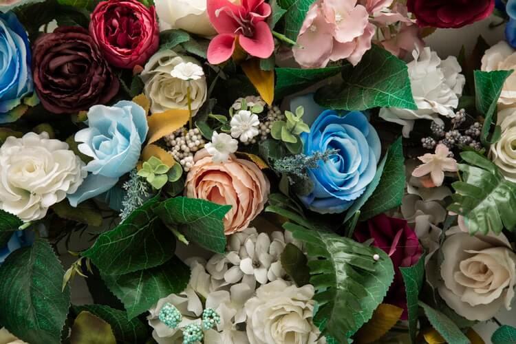  Let's Take A Look At The Various Benefits Of Sending Flowers On The Same Day: