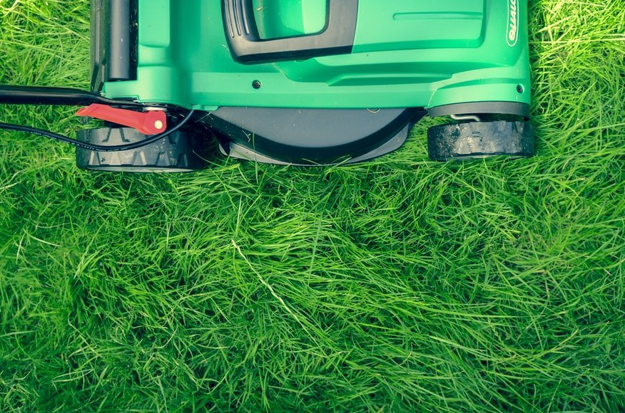 Routine Mowing Practices For Healthy Lawns 
