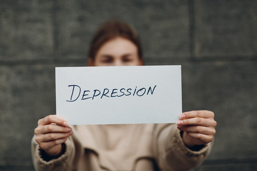 Depression: Know The Symptoms And Warning Signs
