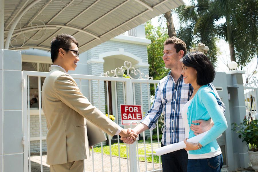 Essential Tips To Close Your Home Sale Faster