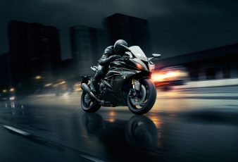 Latest Yamaha R15